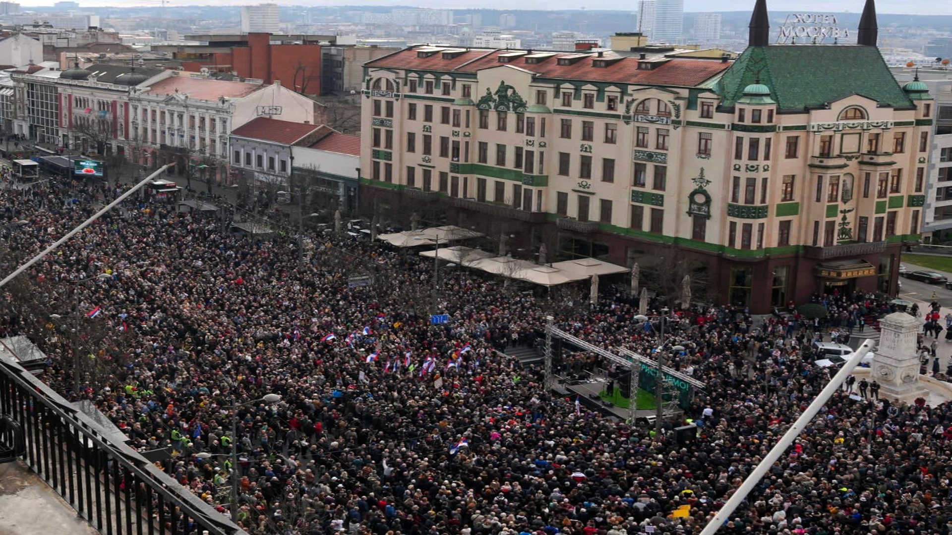 Više od 10.000 ljudi na protestu ProGlasa u Beogradu! (FOTO)