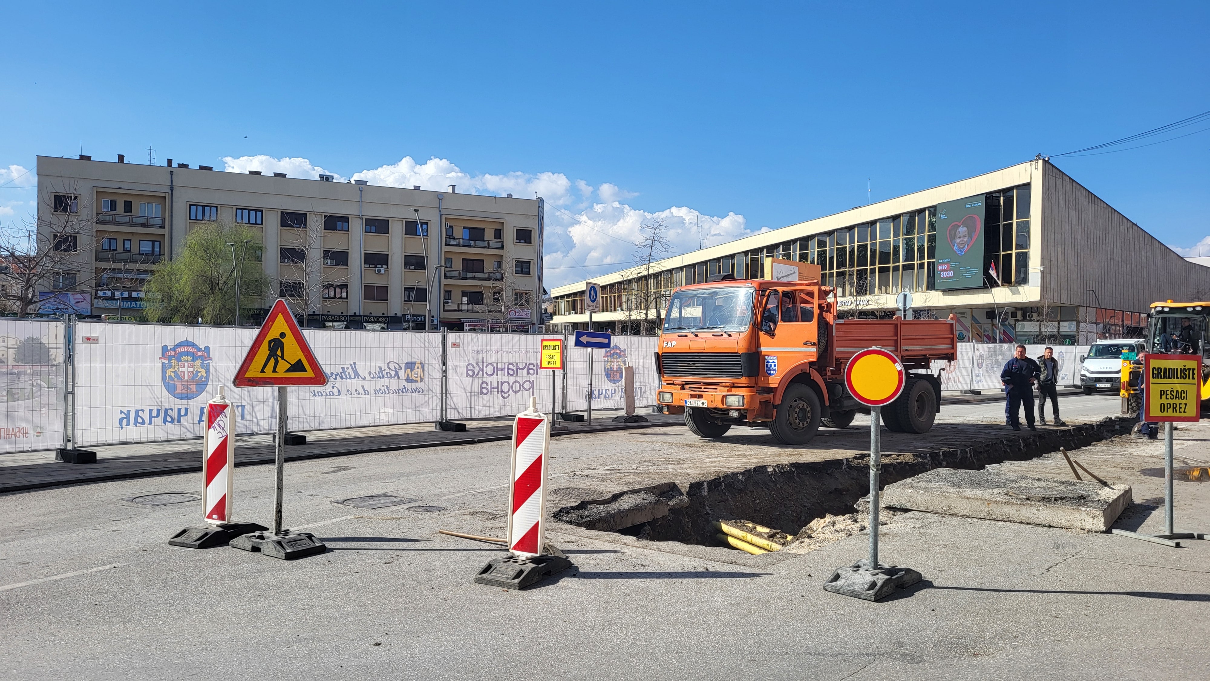 Počela rekonstrukcija Ulice župana Stracimira (FOTO)