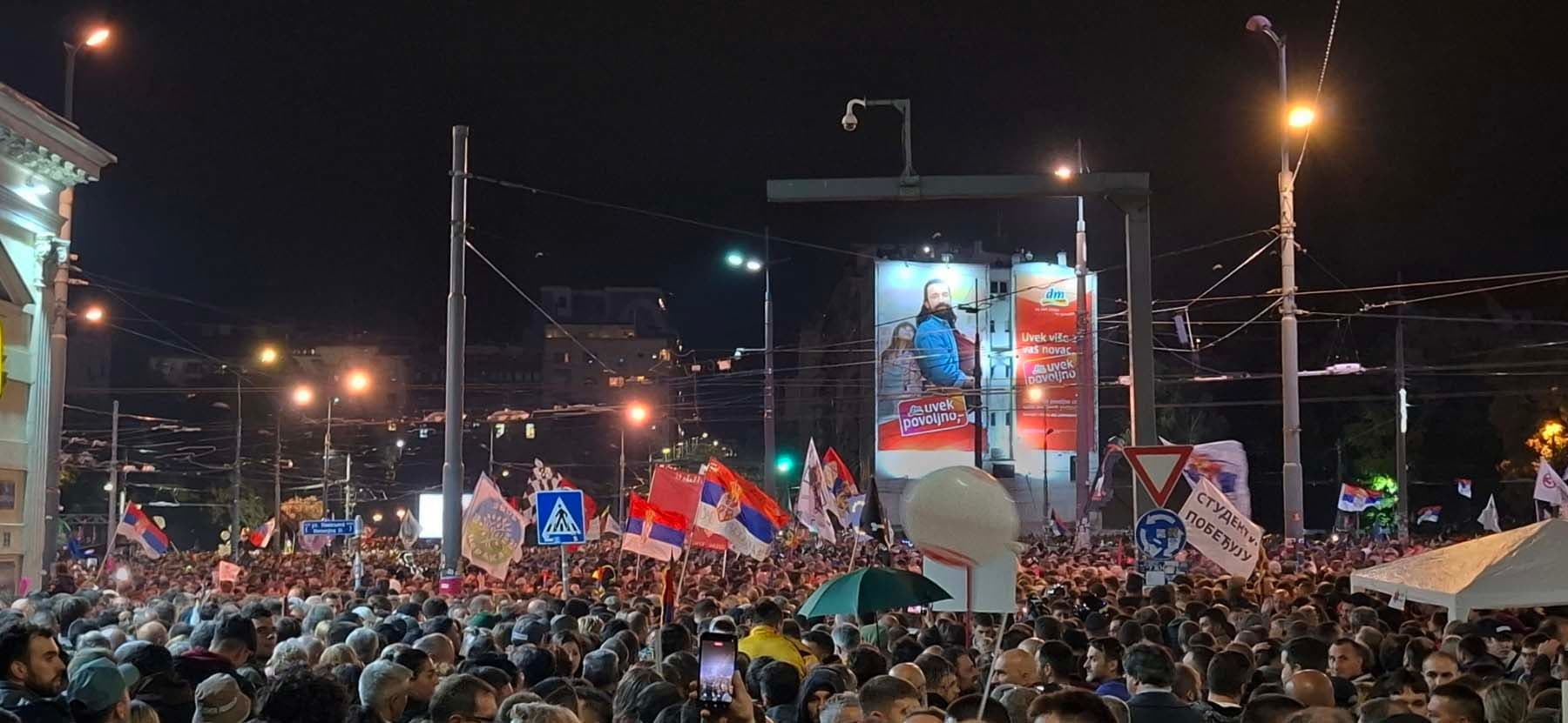 ZAVRŠNI SKUP NA SLAVIJI: "Studentska lista" pred izbore okupila građane iz cele Srbije i dijaspore (VIDEO)
